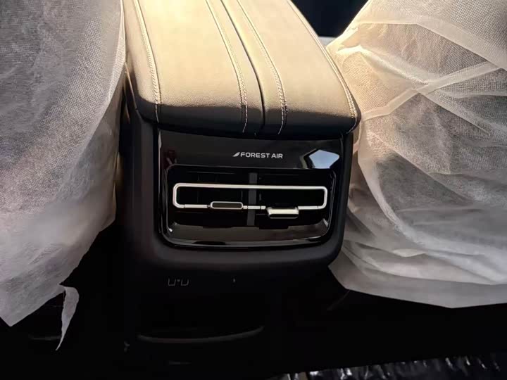 Фото 7 - Changan UNI-K