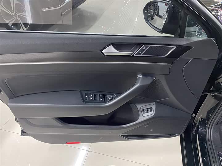 Фото 6 - Volkswagen Magotan