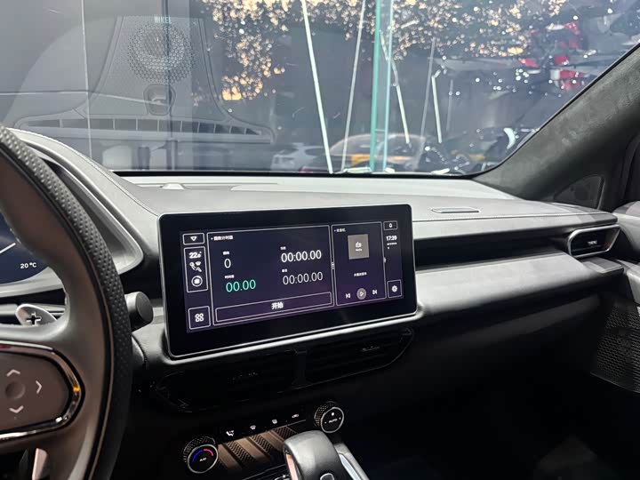 Фото 5 - Lotus Emira