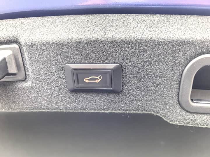 Фото 9 - Cadillac CT5