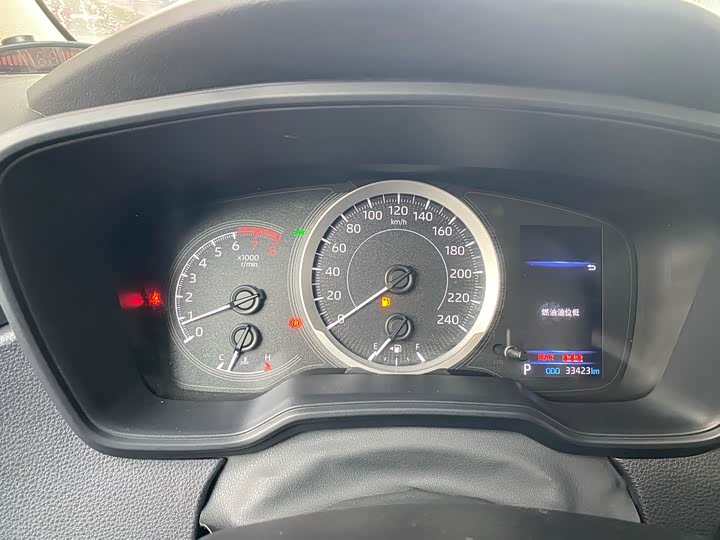 Фото 7 - Toyota Corolla