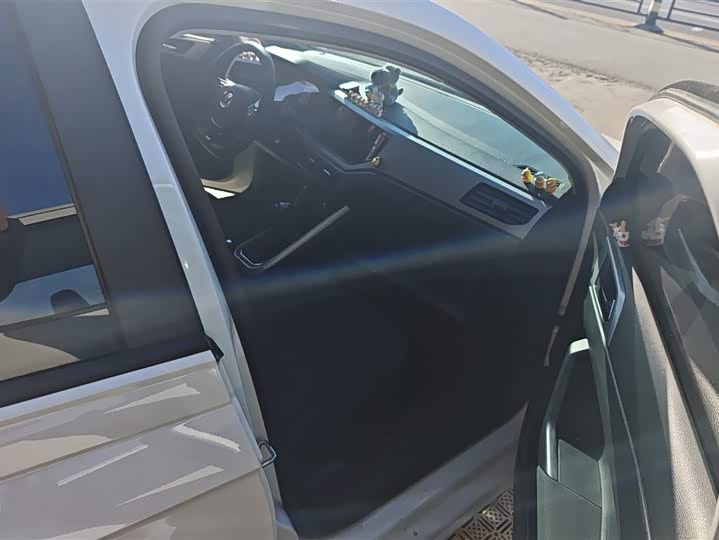 Фото 8 - Volkswagen Polo