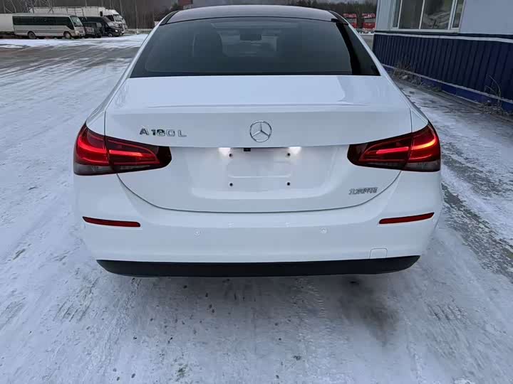 Фото 5 - Mercedes-Benz A-Class