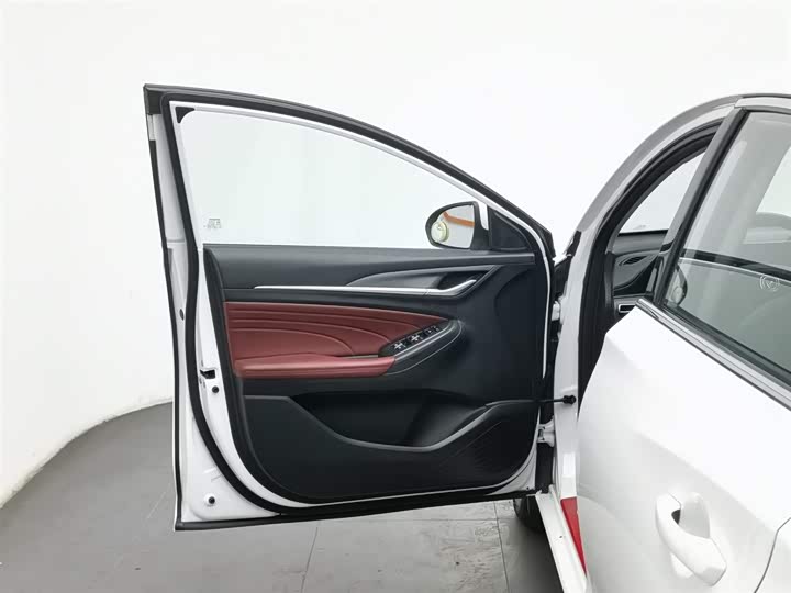 Фото 8 - Changan Eado Plus