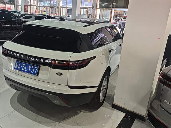 Фото 3 - Land Rover Range Rover Velar