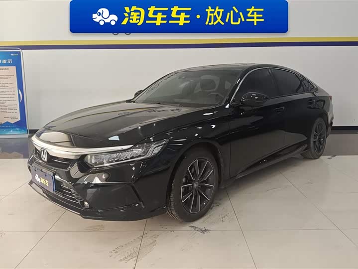 Фото 1 - Honda Inspire