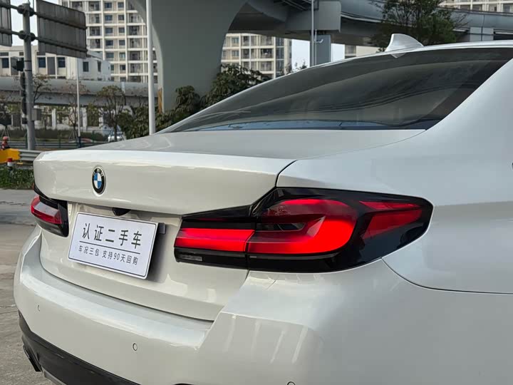 Фото 8 - BMW 5 Series