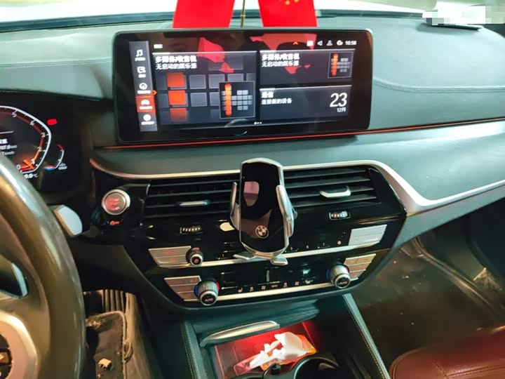 Фото 6 - BMW 5 Series