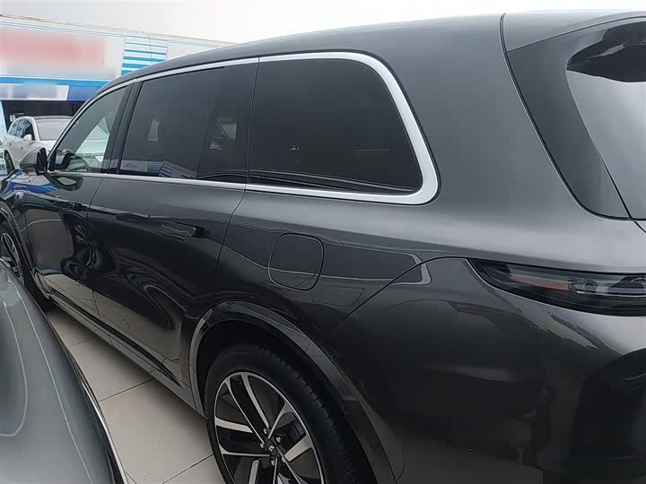 Фото 5 - LiXiang L9