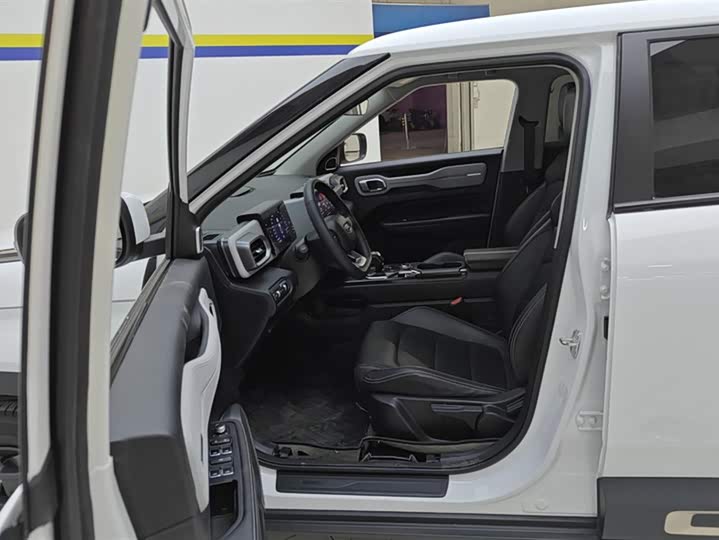 Фото 9 - Geely Icon