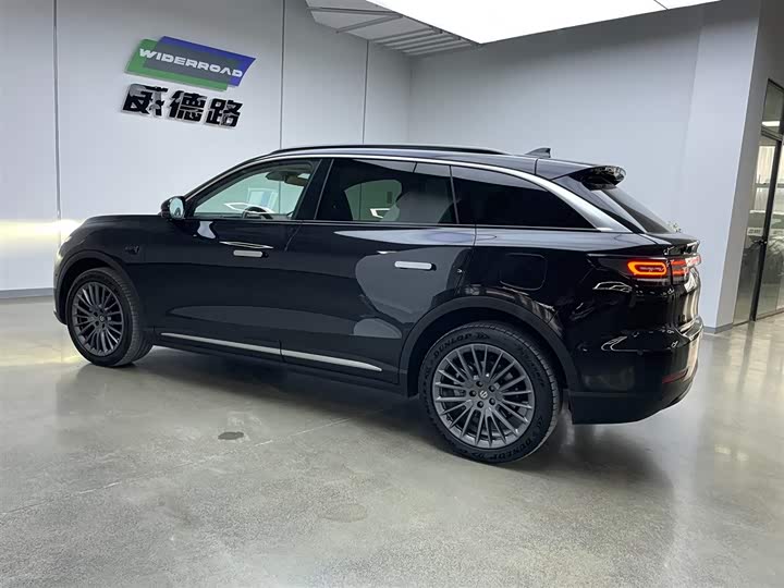 Фото 7 - Leapmotor C11