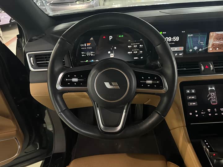 Фото 7 - LiXiang One