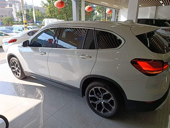 Фото 5 - BMW X1
