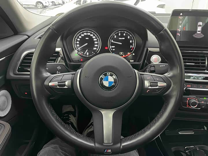 Фото 8 - BMW 1 Series