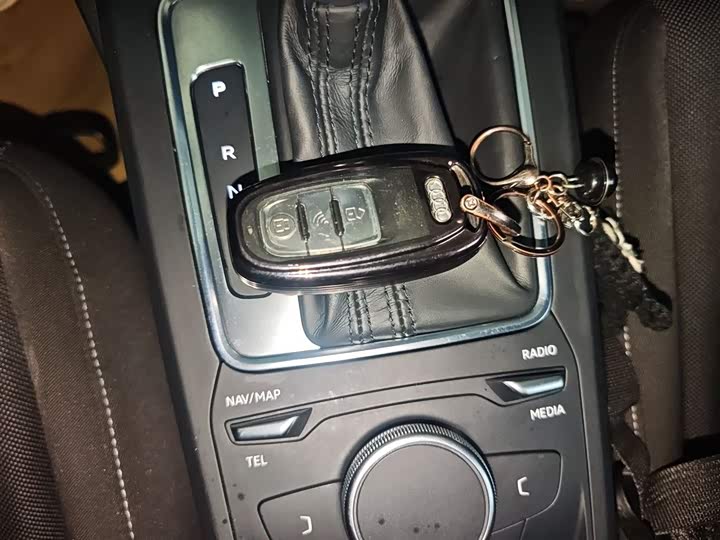 Фото 9 - Audi Q2L