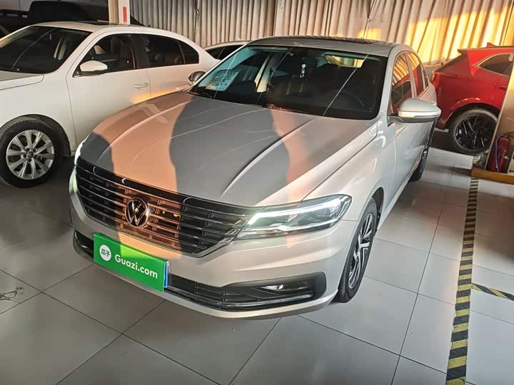 Фото 2 - Volkswagen Lavida