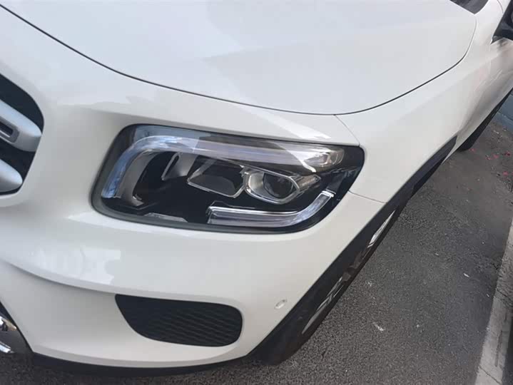 Фото 5 - Mercedes-Benz GLB-Class