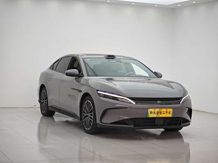 Фото 3 - BYD Han