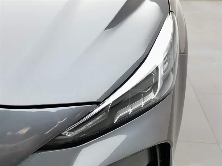 Фото 7 - MG Motor 5