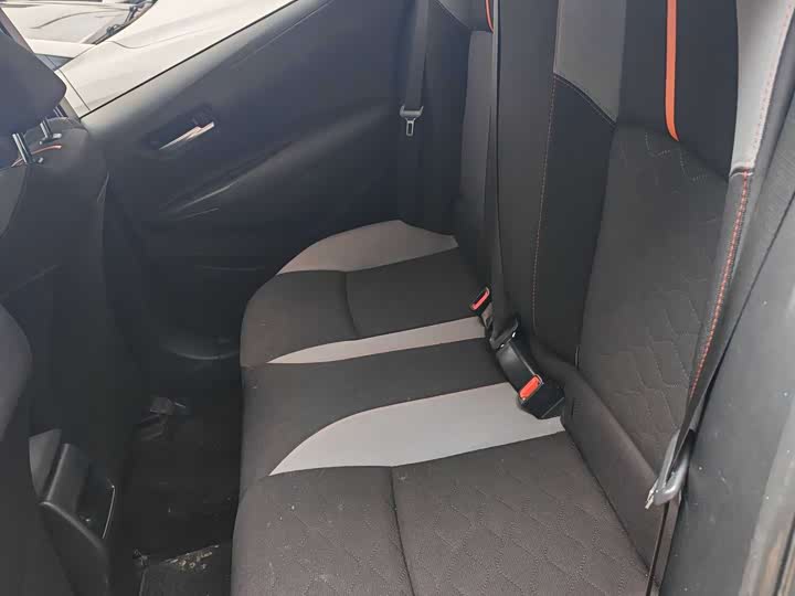 Фото 8 - Toyota Corolla