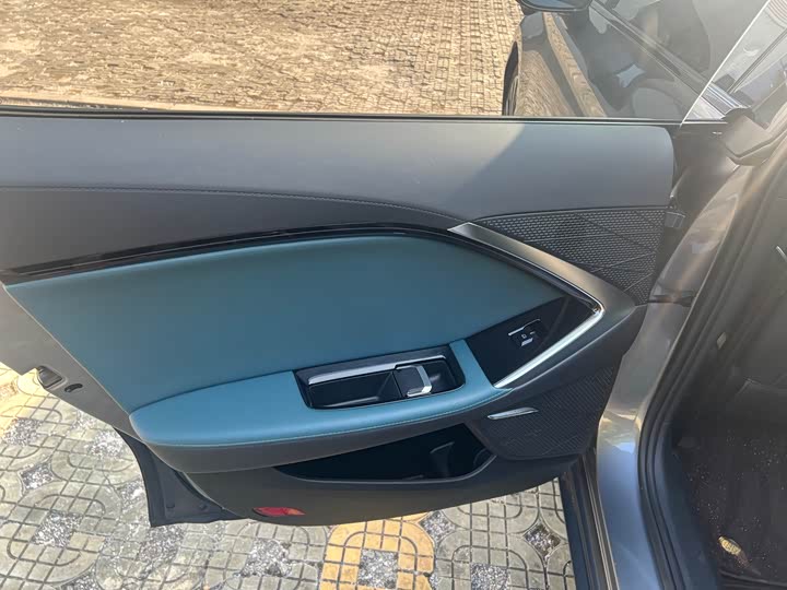 Фото 9 - MG Motor 7