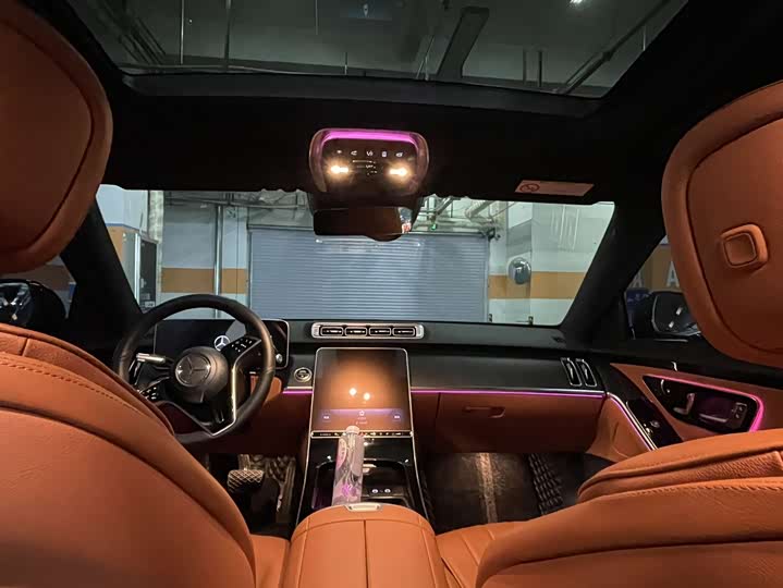 Фото 9 - Mercedes-Benz S-Class