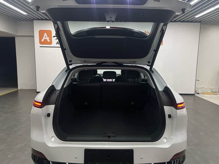 Фото 5 - XPeng G6