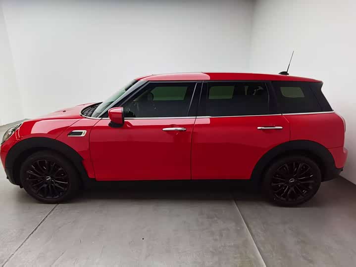 Фото 3 - Mini Clubman