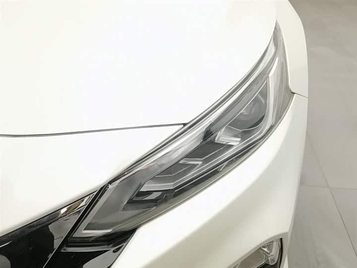 Фото 7 - Nissan Teana