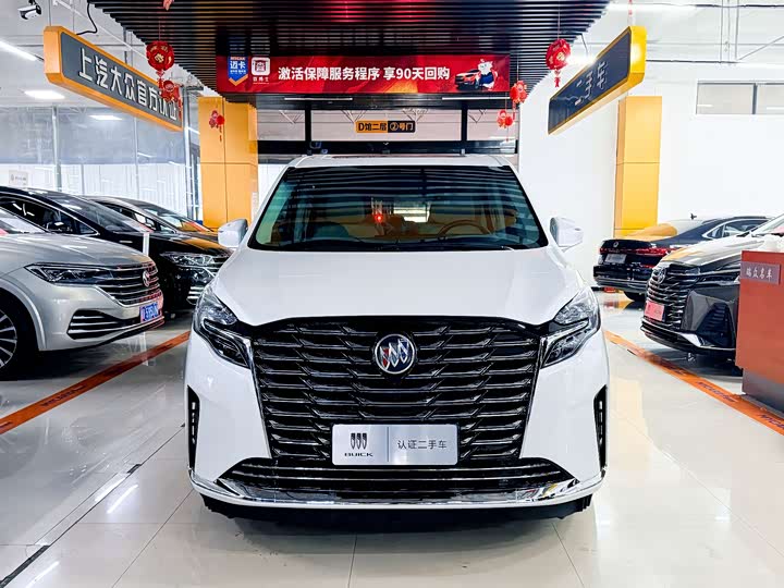 Фото 2 - Buick GL8 ES