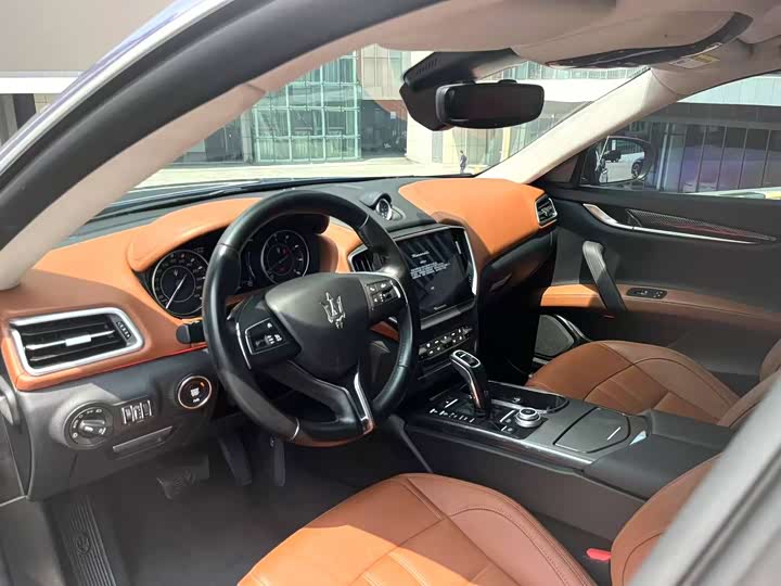 Фото 5 - Maserati Ghibli