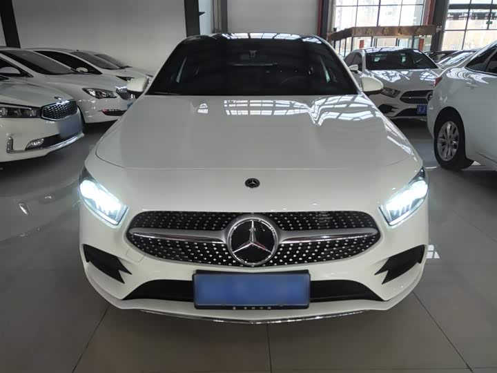 Фото 3 - Mercedes-Benz A-Class