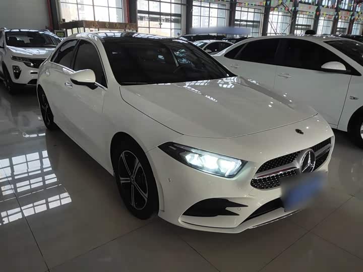 Фото 4 - Mercedes-Benz A-Class