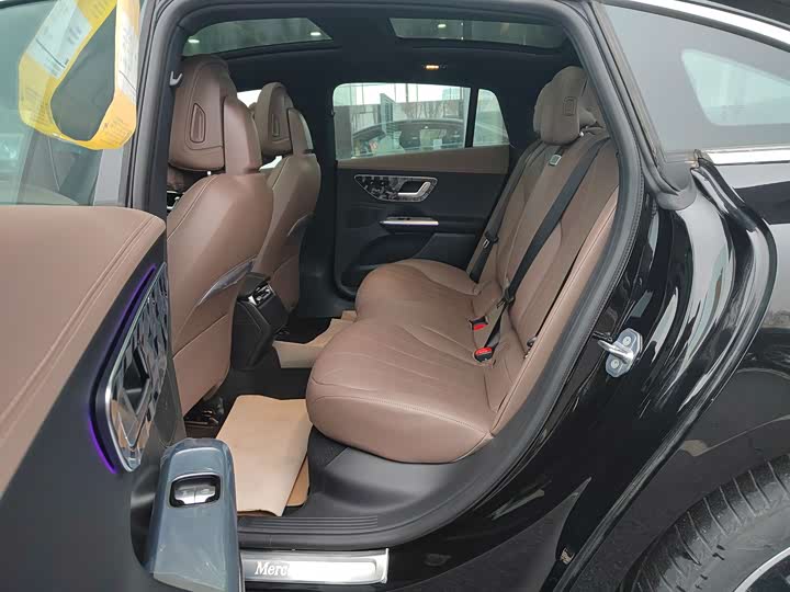 Фото 7 - Mercedes-Benz EQE