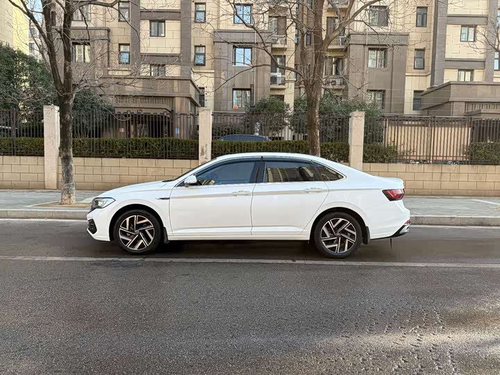 Фото 7 - Volkswagen Sagitar L