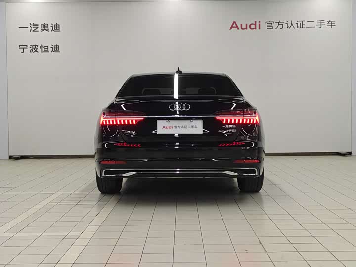 Фото 4 - Audi A6L