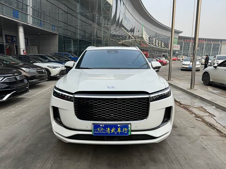 Фото 3 - LiXiang One