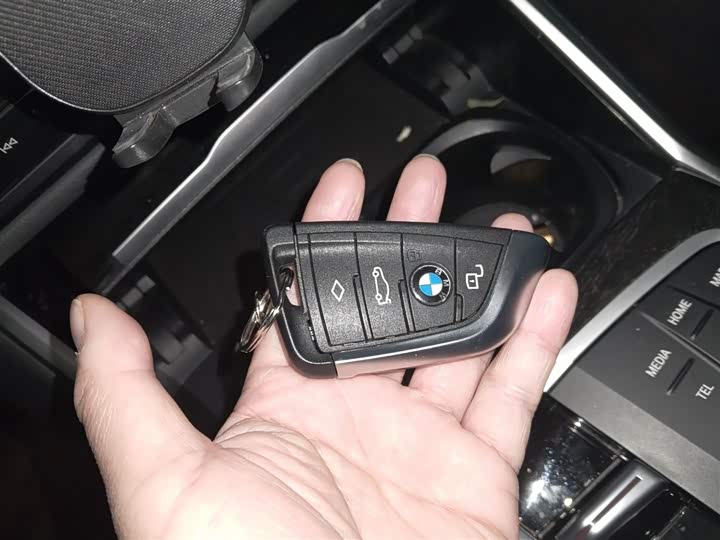 Фото 9 - BMW 3 Series