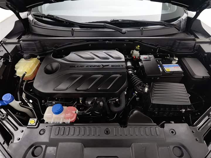 Фото 6 - Changan UNI-T