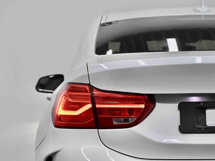 Фото 4 - BMW 1 Series