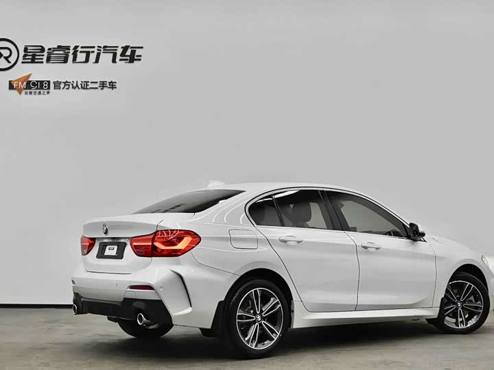Фото 7 - BMW 1 Series