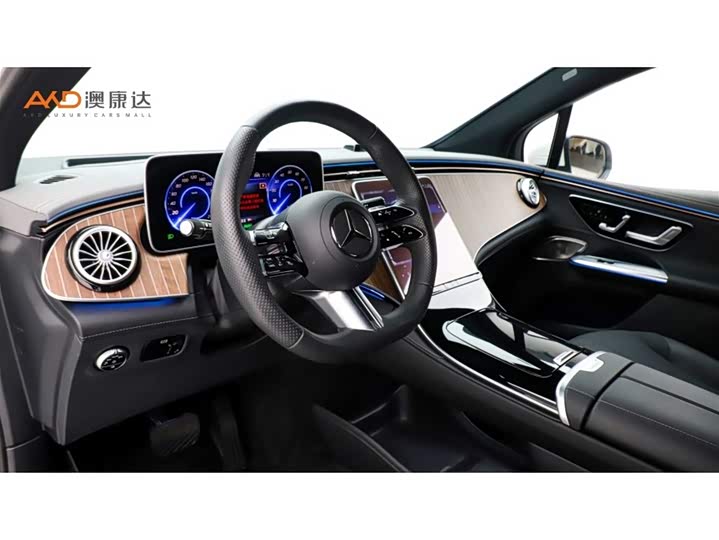 Фото 6 - Mercedes-Benz EQE SUV