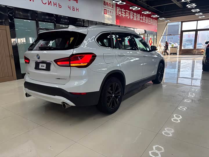 Фото 5 - BMW X1