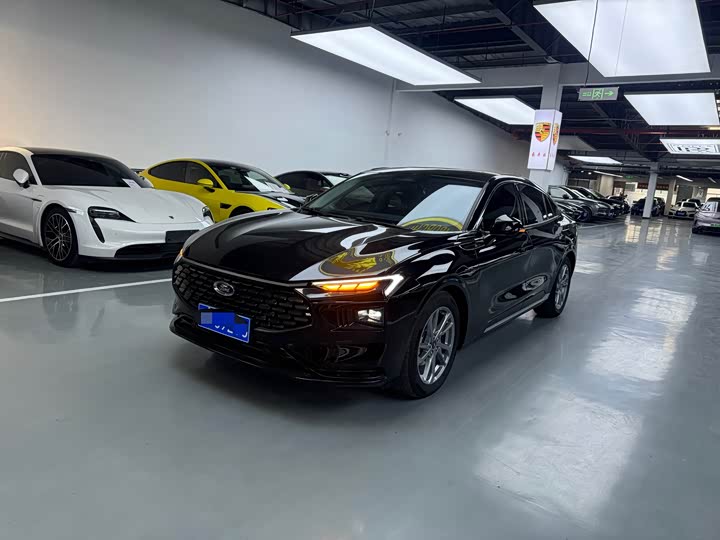 Фото 1 - Ford Mondeo