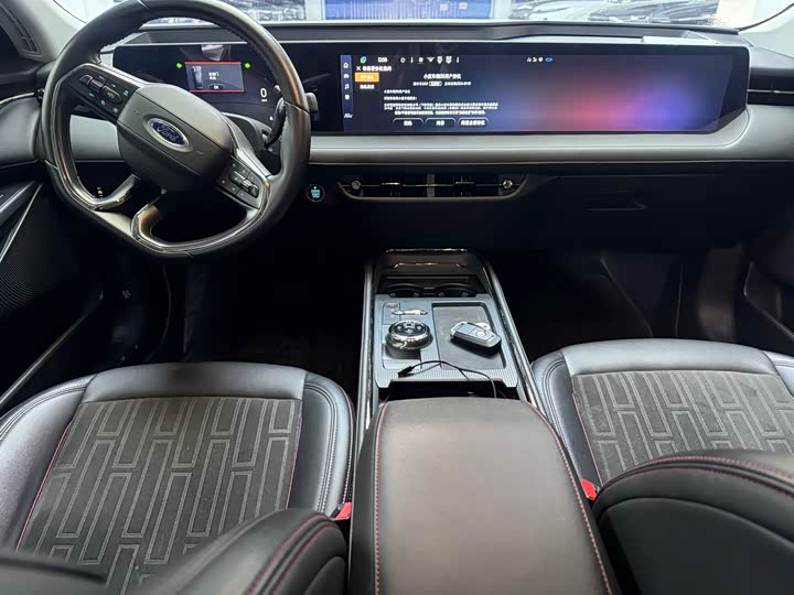 Фото 9 - Ford Mondeo