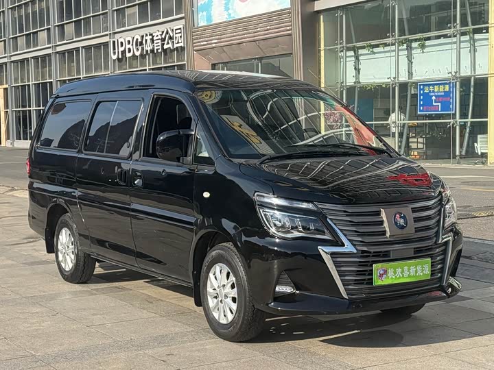 Фото 3 - Dongfeng Forthing Lingzhi M5 EV