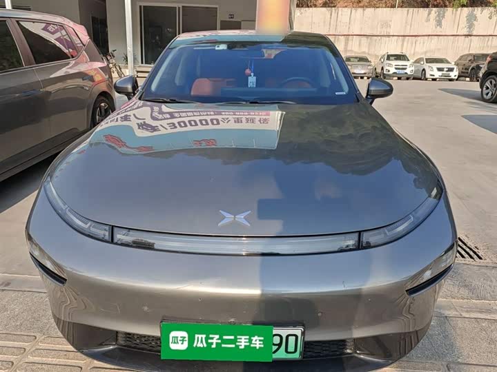 Фото 3 - XPeng P7