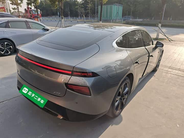 Фото 7 - XPeng P7