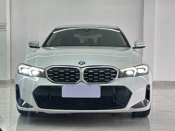 Фото 2 - BMW 3 Series
