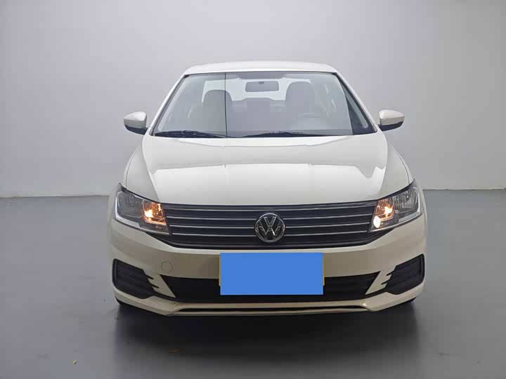 Фото 2 - Volkswagen Lavida